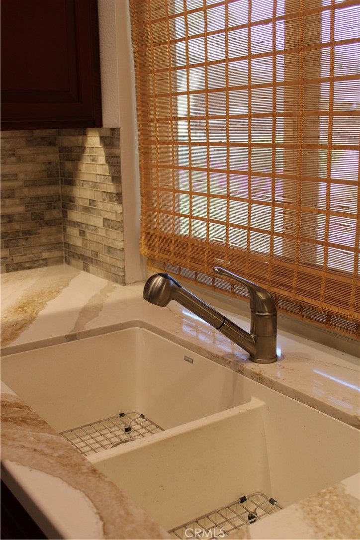 Huntington Landmark Townhomes (HLAN) - Residential