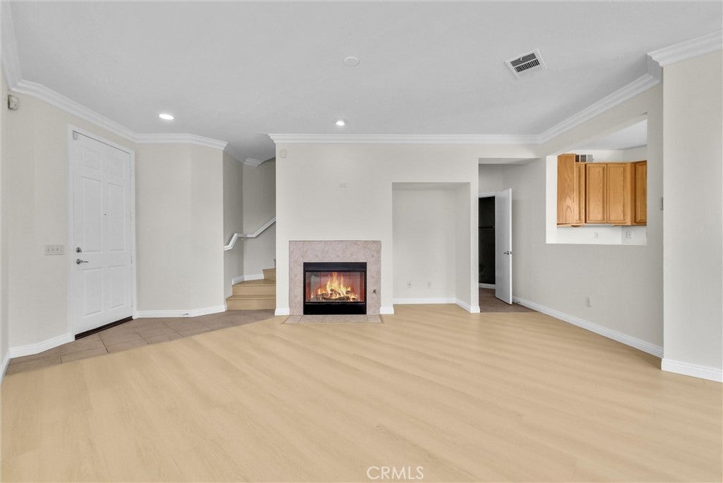 5654 Mapleview