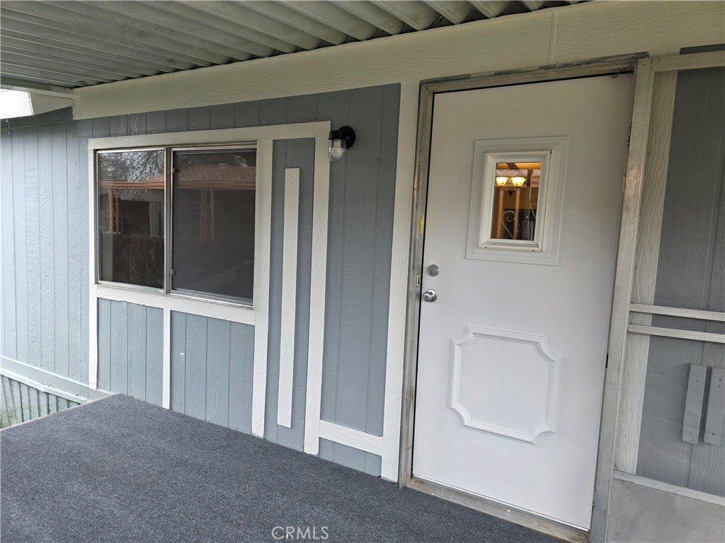5330 Lakeshore 9