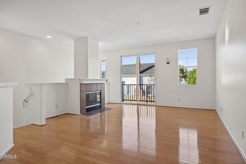 Tiny photo for 2389 N Ventura Avenue, Ventura, CA 93001 (MLS # V1-35227)