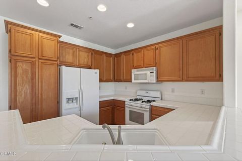 Tiny photo for 2389 N Ventura Avenue, Ventura, CA 93001 (MLS # V1-35227)