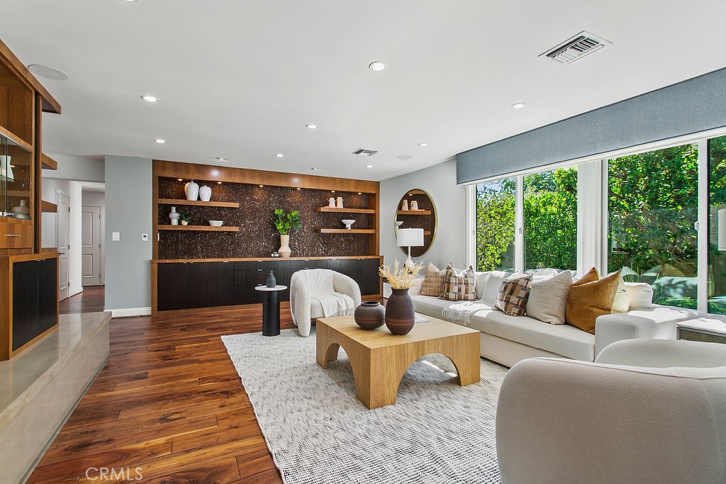 Eastbluff - Lusk (EBLK) - Residential