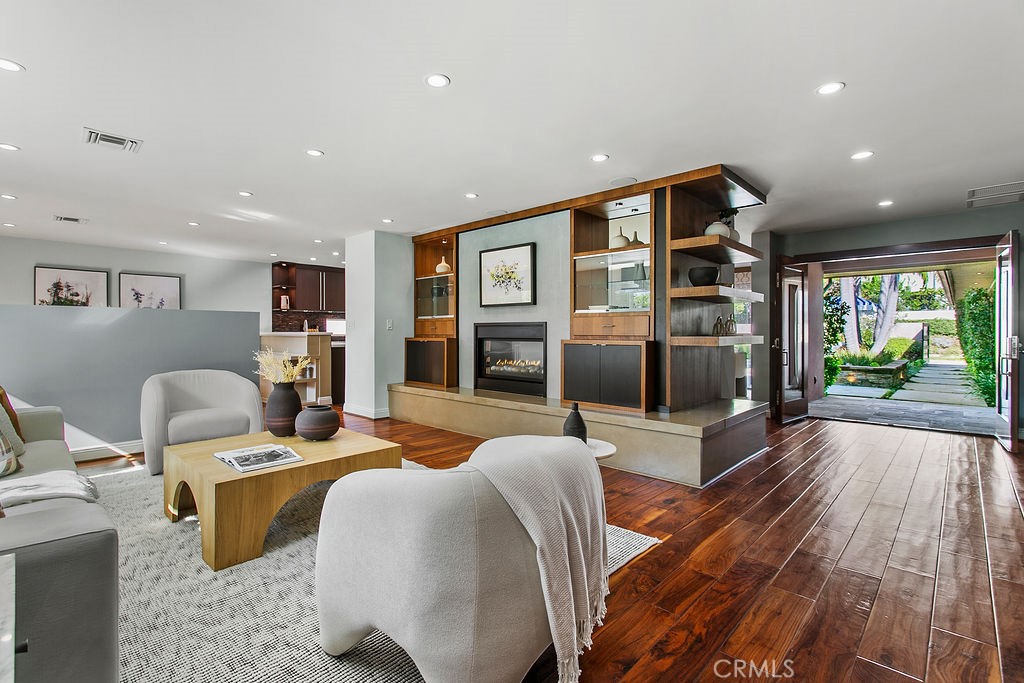 Eastbluff - Lusk (EBLK) - Residential
