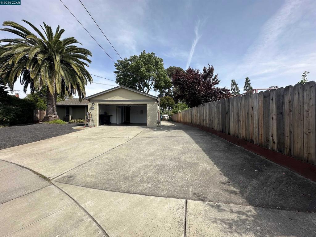 1941 Rainier Ct