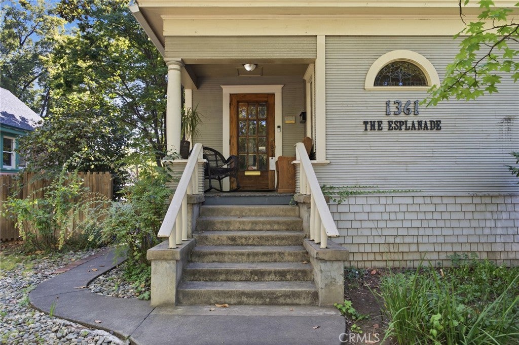 1361 Esplanade