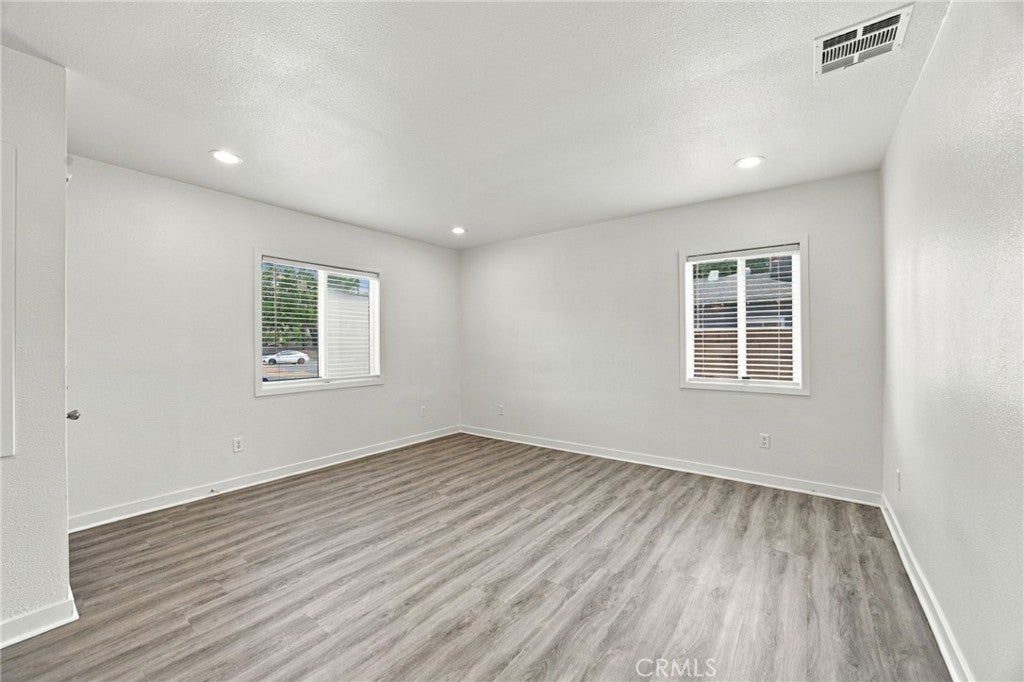 1629 Kendall Dr