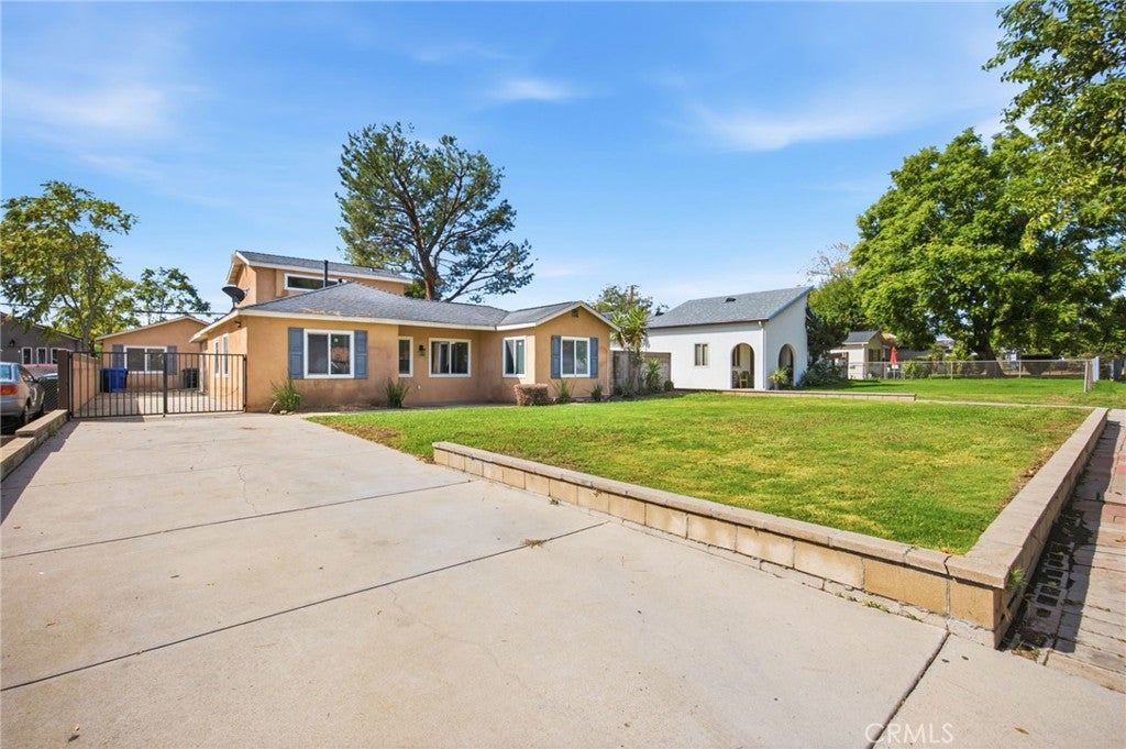 1629 Kendall Dr
