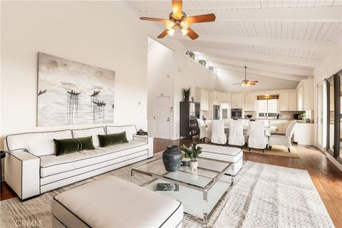 Tiny photo for 8462 Hillcroft Drive, West Hills, CA 91304 (MLS # SR26109006)