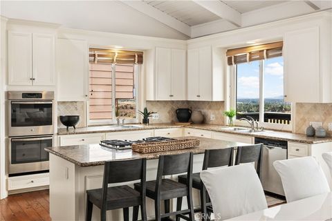 Tiny photo for 8462 Hillcroft Drive, West Hills, CA 91304 (MLS # SR26109006)