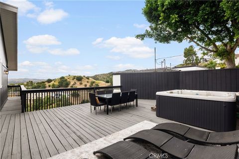 Tiny photo for 8462 Hillcroft Drive, West Hills, CA 91304 (MLS # SR26109006)
