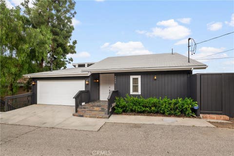 Tiny photo for 8462 Hillcroft Drive, West Hills, CA 91304 (MLS # SR26109006)