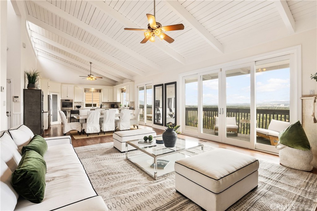 8462 Hillcroft Drive