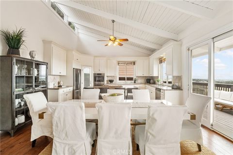 Tiny photo for 8462 Hillcroft Drive, West Hills, CA 91304 (MLS # SR26109006)