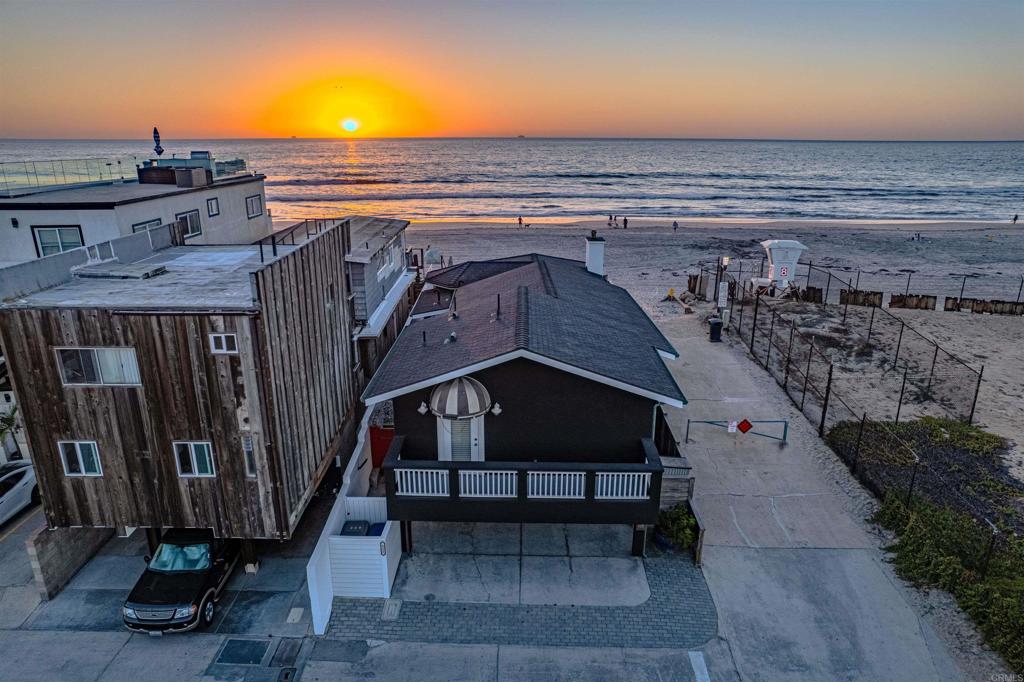 622 Ocean Lane