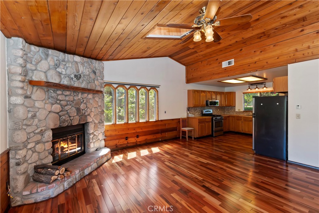 Crestline (CRES) - Residential