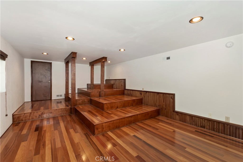 Crestline (CRES) - Residential