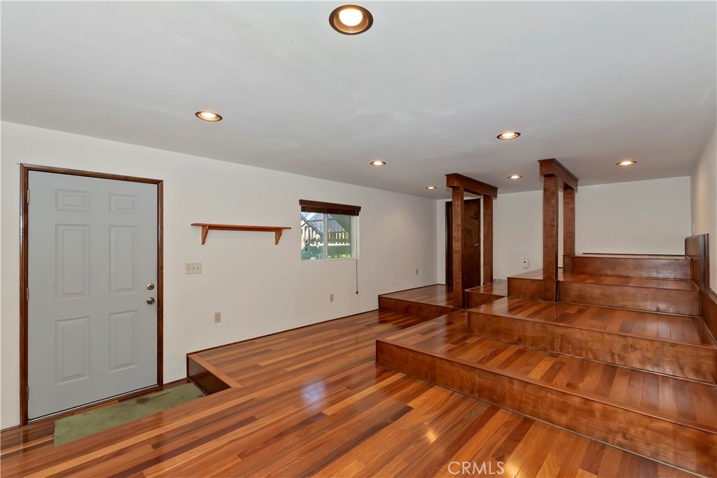 Crestline (CRES) - Residential