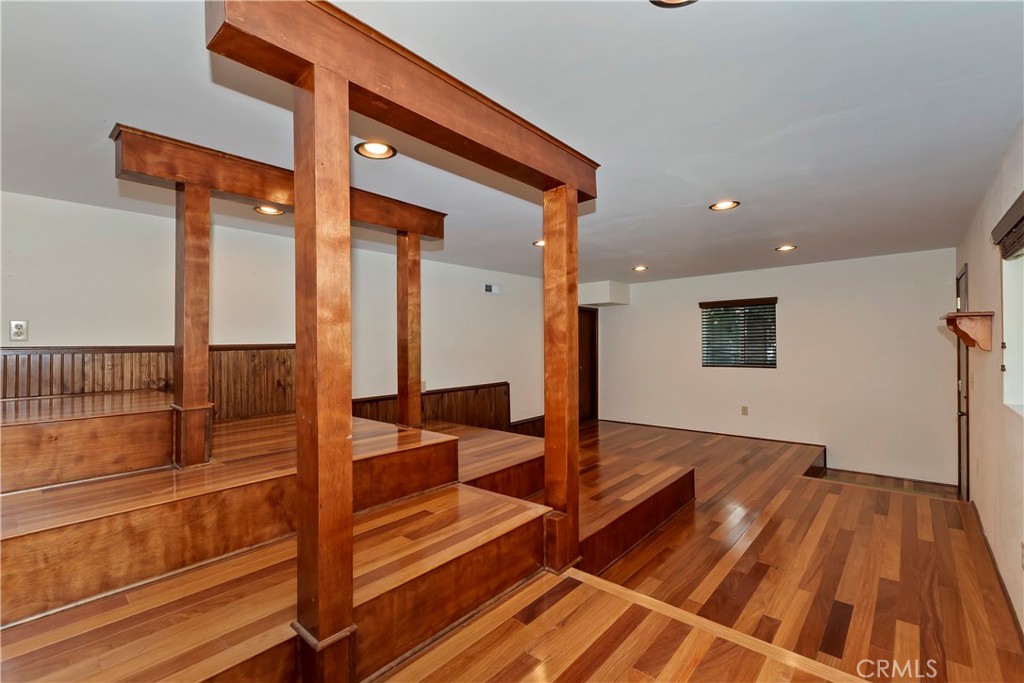 Crestline (CRES) - Residential