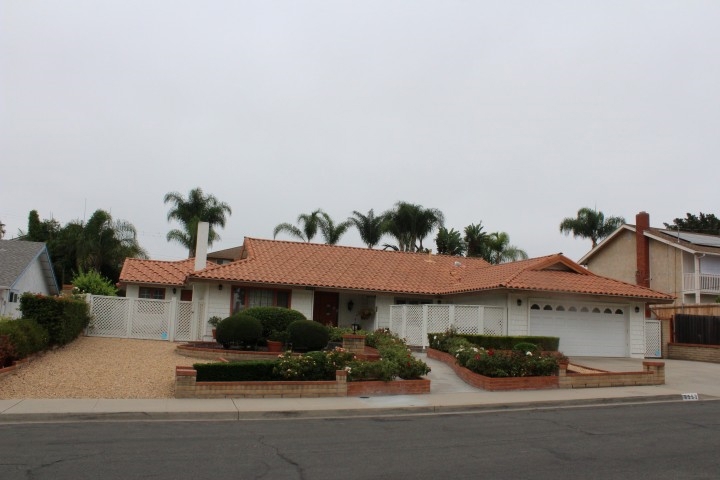 Awesome single story custom home on a large level lot located just blocks to award winning schools and Mission Trails park and golf course, Cowles Mtn, Lake Murray and much more. The original owners have maintained and updated this home throughout the years. All of the main components of the home have been taken care of, i.e. HVAC, A/C, Appliances, Landscaping...this property is ready for the next owner for many years to come! Neighborhoods: San Carlos Equipment: Range/Oven Other Fees: 0 Sewer: Sewer Connected Topography: LL