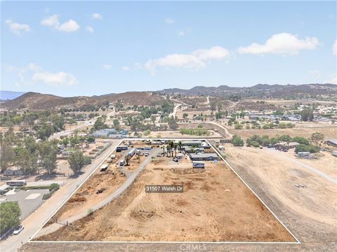 Photo of 31507 Walsh LN, Menifee, CA 92584 (MLS # SW26148710)