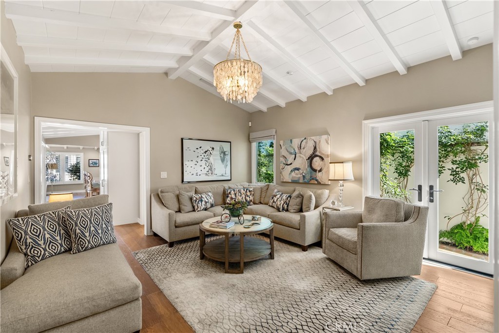 Bayshores (BSHR) - Residential