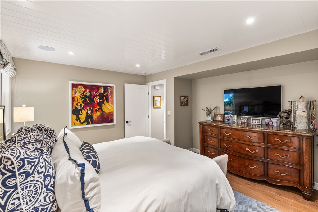 Bayshores (BSHR) - Residential