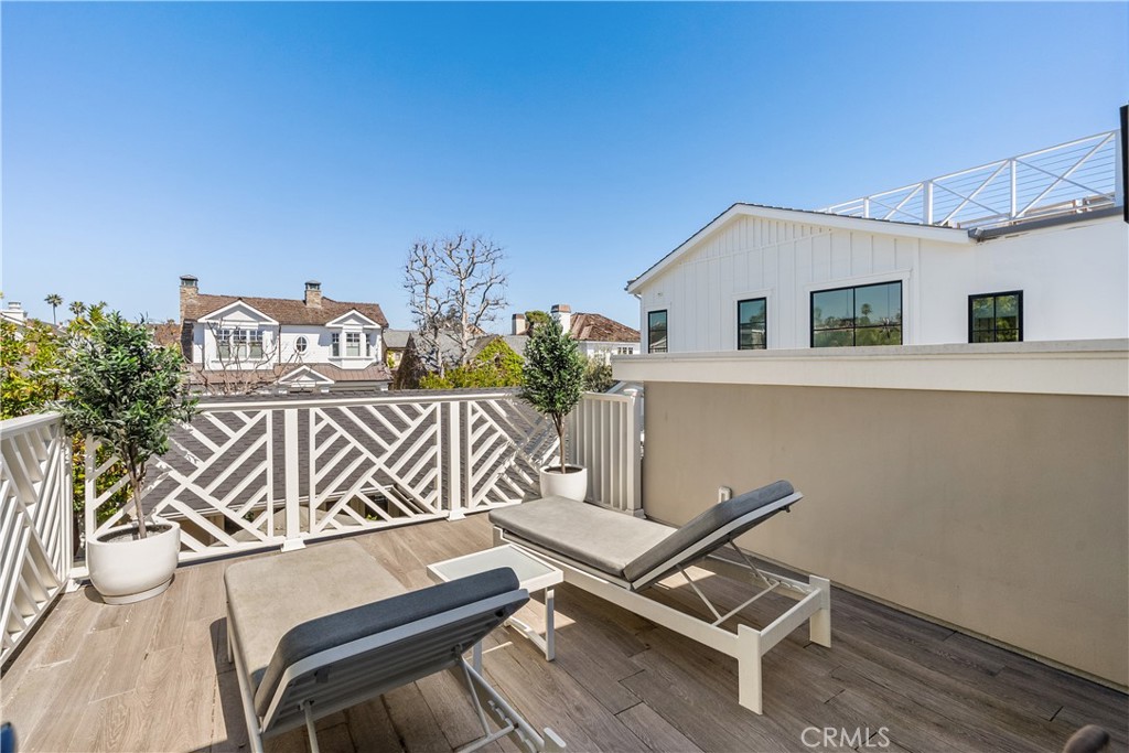 Bayshores (BSHR) - Residential