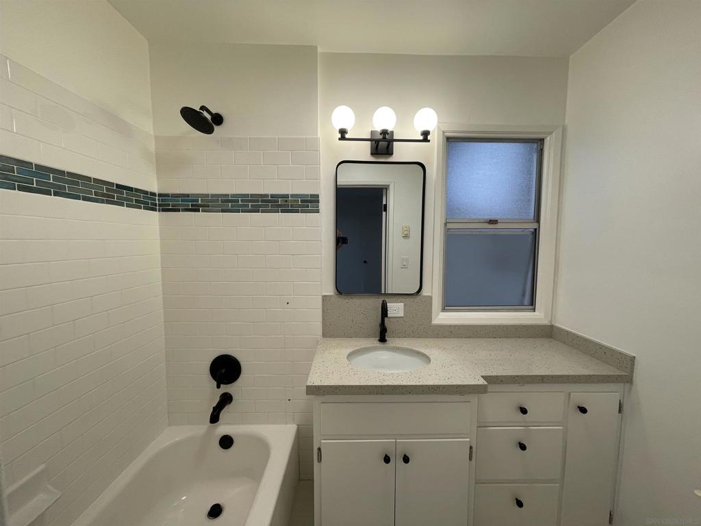 La Jolla - Residential Lease