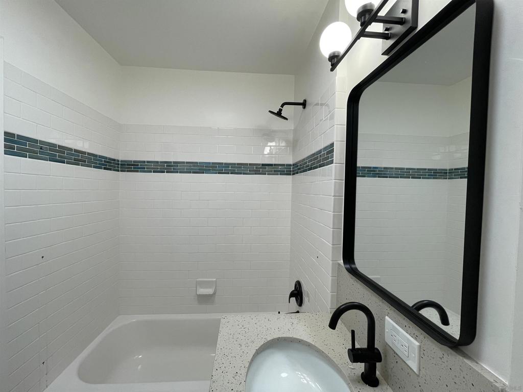 La Jolla - Residential Lease