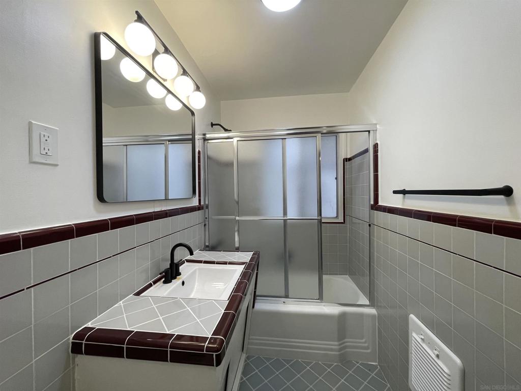 La Jolla - Residential Lease