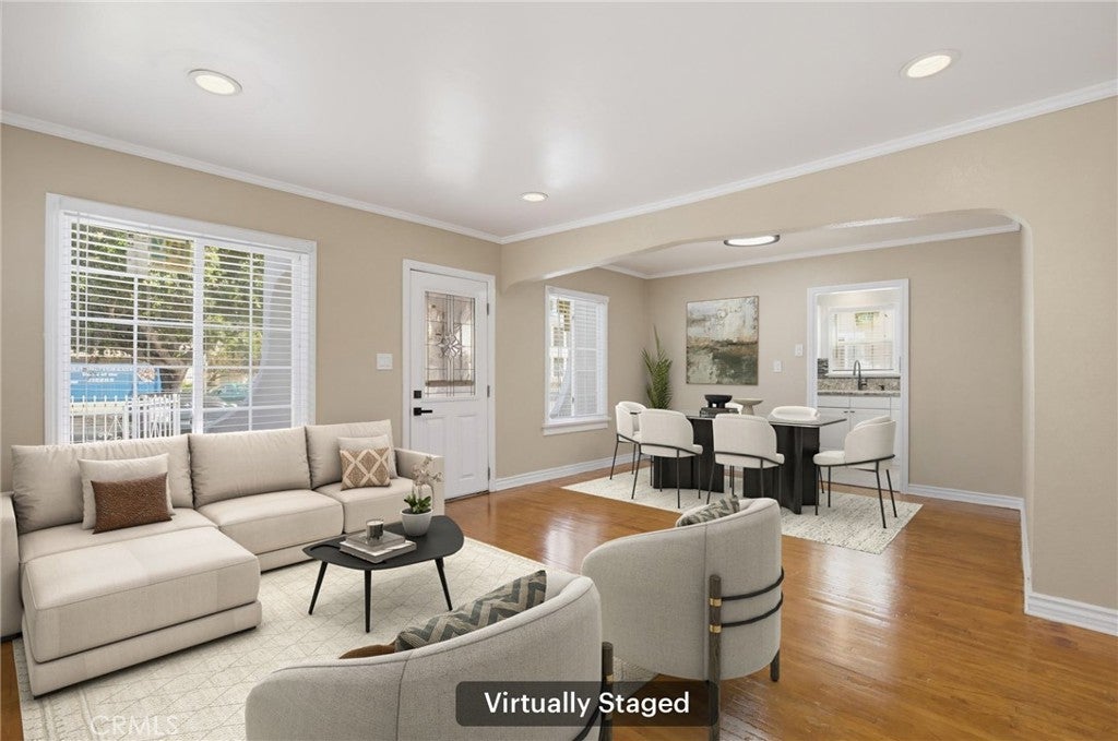 428 W 98th