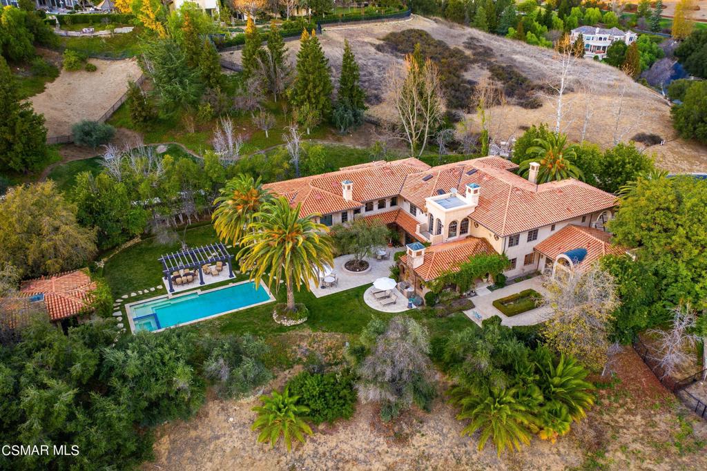 1101 Oak Mirage Place