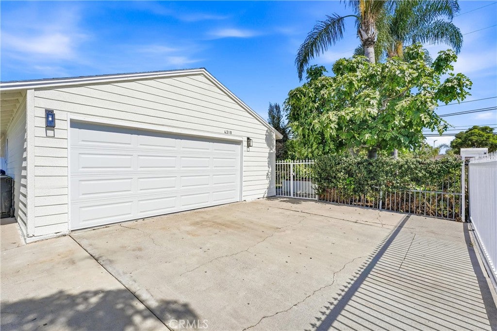 4318 W Mcfadden Avenue AVE