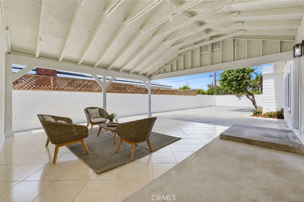 4318 W Mcfadden Avenue