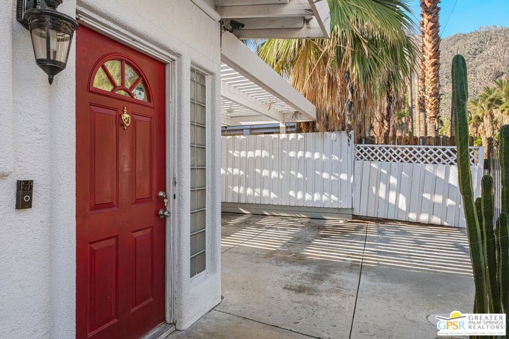 111 Canyon Rock Road