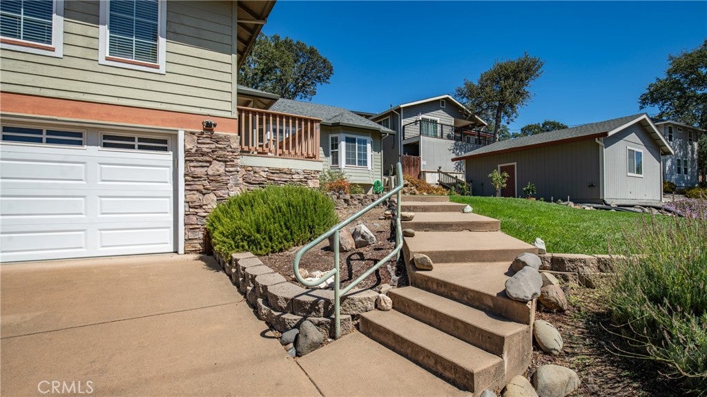 19516 Mountain Meadow N. N