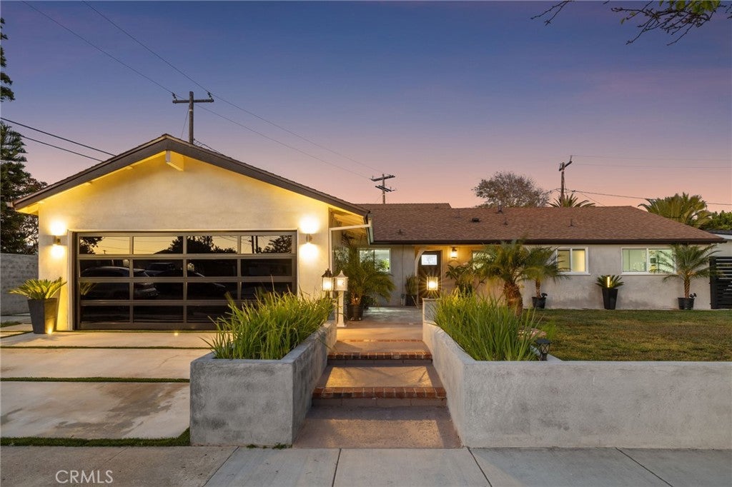 2750 San Carlos LN