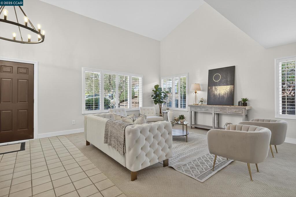 MAY VALLEY - Residential