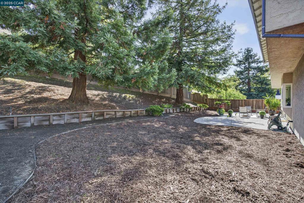 MAY VALLEY - Residential