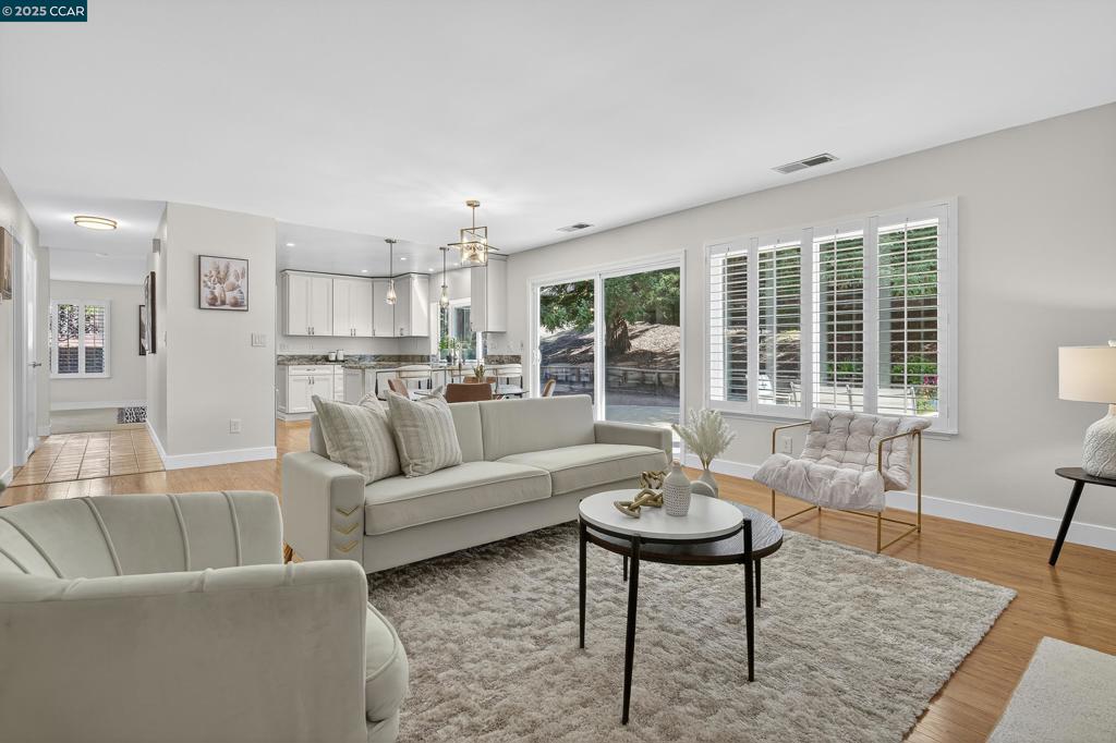 MAY VALLEY - Residential
