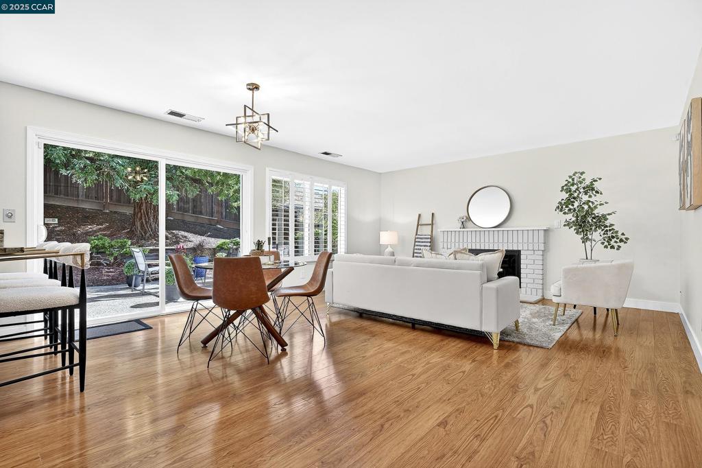 MAY VALLEY - Residential