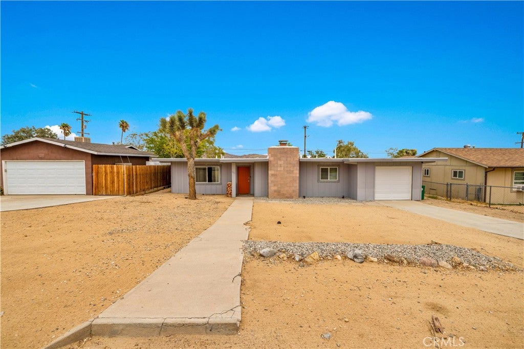 61542 Palm Vista Drive