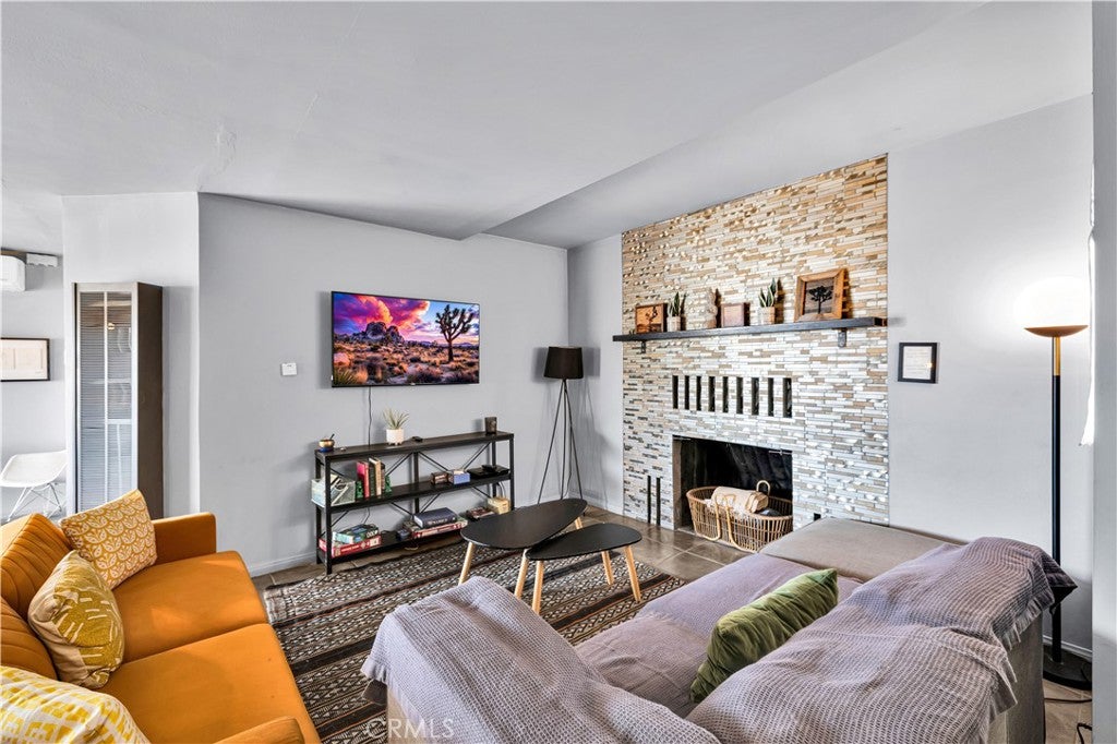 61542 Palm Vista Drive