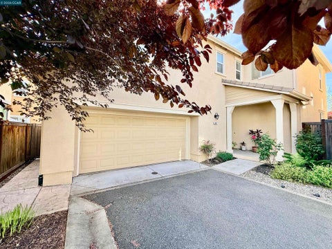 Photo of 307 Birmingham Ct Ct, Fairfield, CA 94534 (MLS # 41141134)