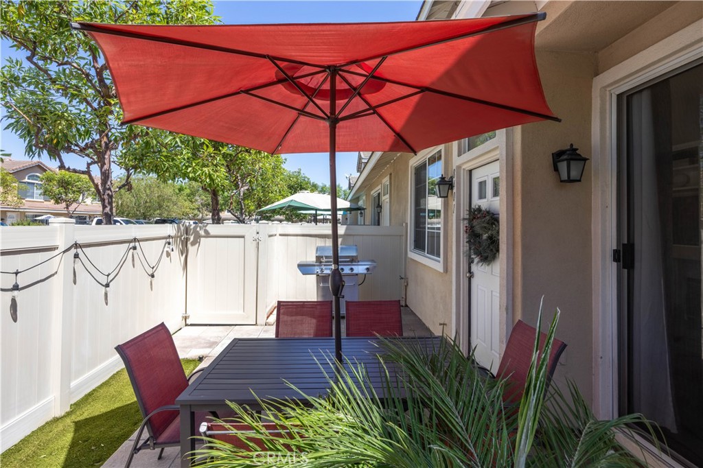 8401 E Durango Way