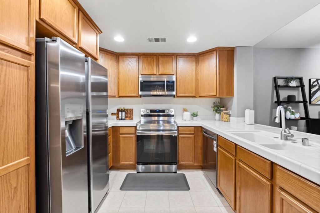 Properties 1 809 Auzerais Avenue 209