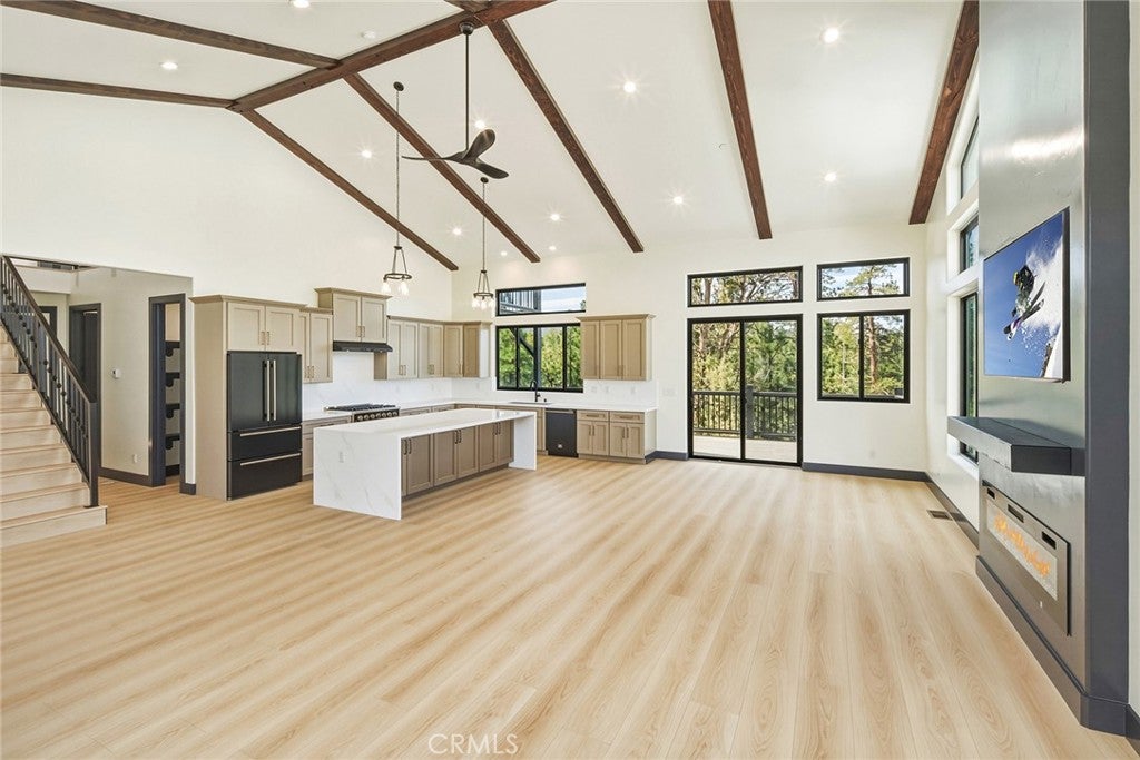 445 Woodcreek