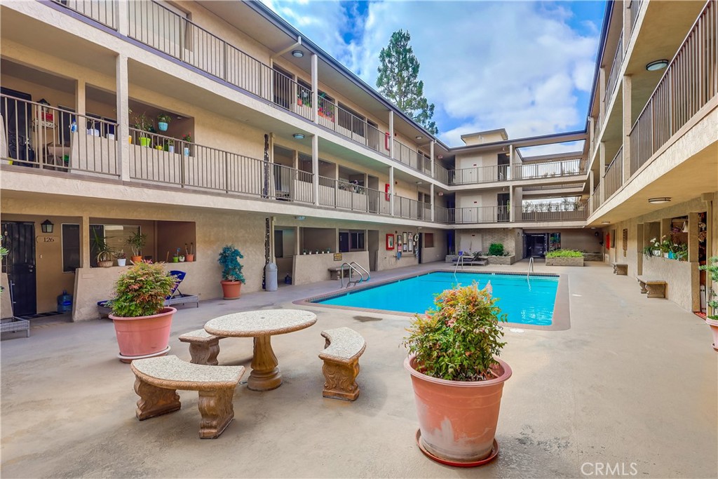 2501 W Redondo Beach Boulevard 306