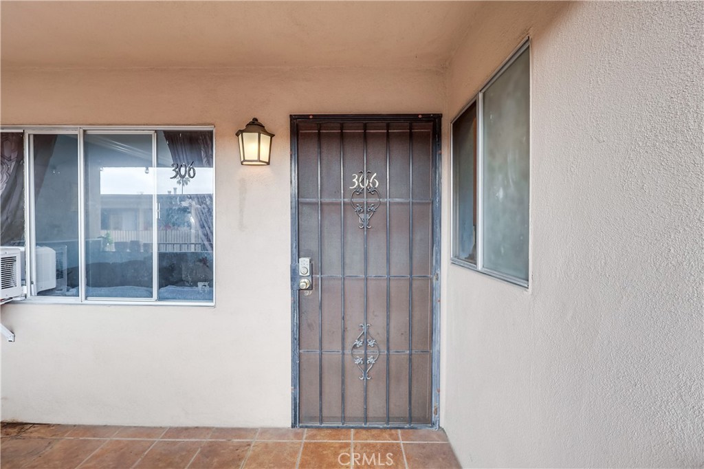 2501 W Redondo Beach Boulevard 306