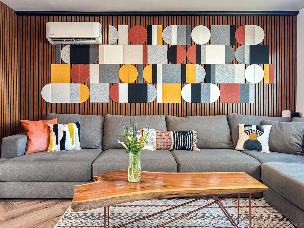 5011 E E Mountain View Dr